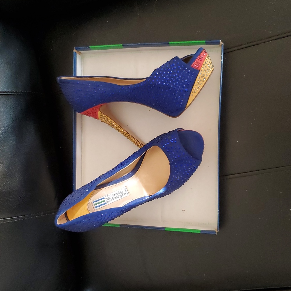 Gianni Bini Style Jazlyn Rhinestone heels